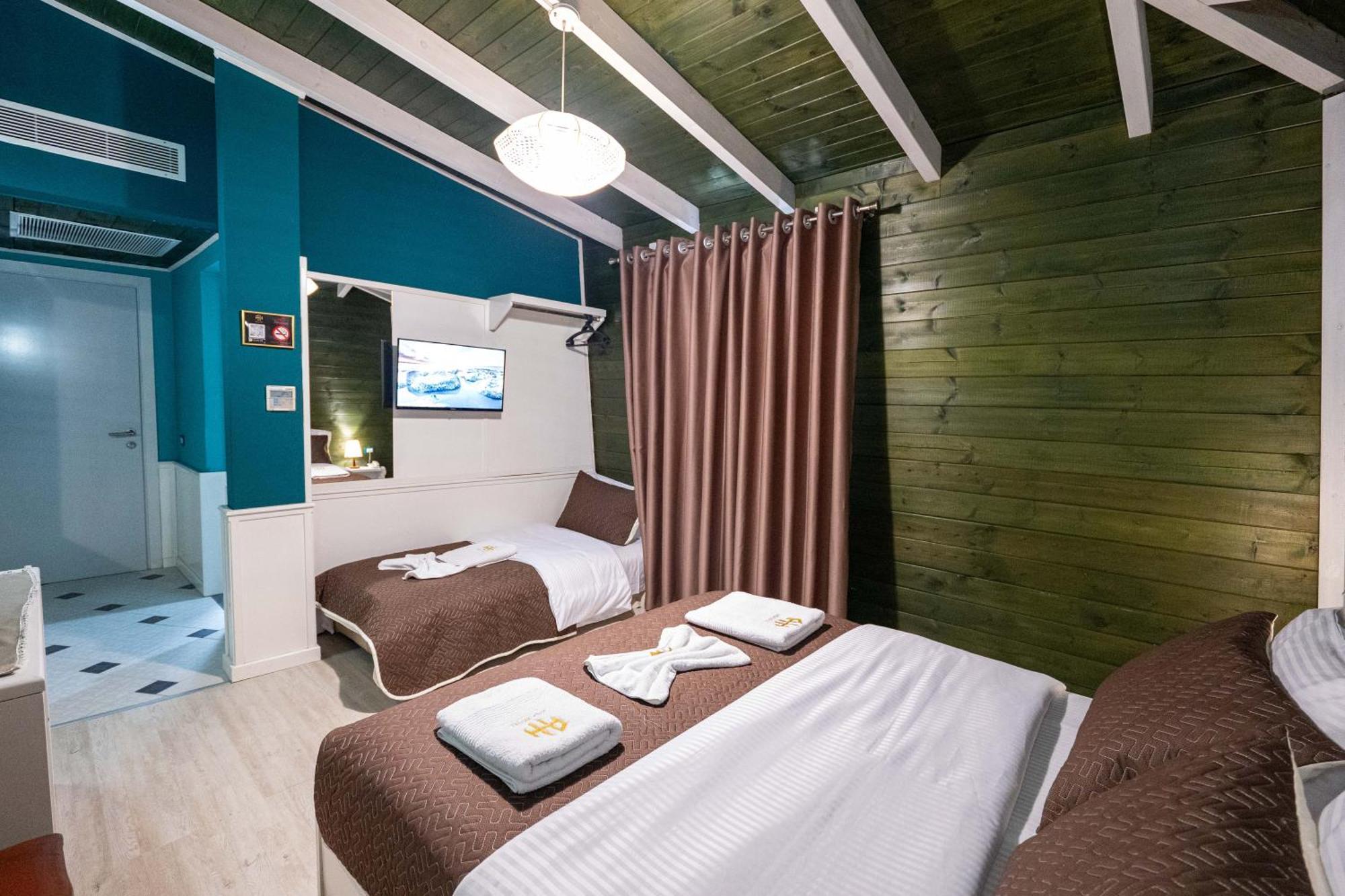 Hotel Aria Tiranë Ngoại thất bức ảnh