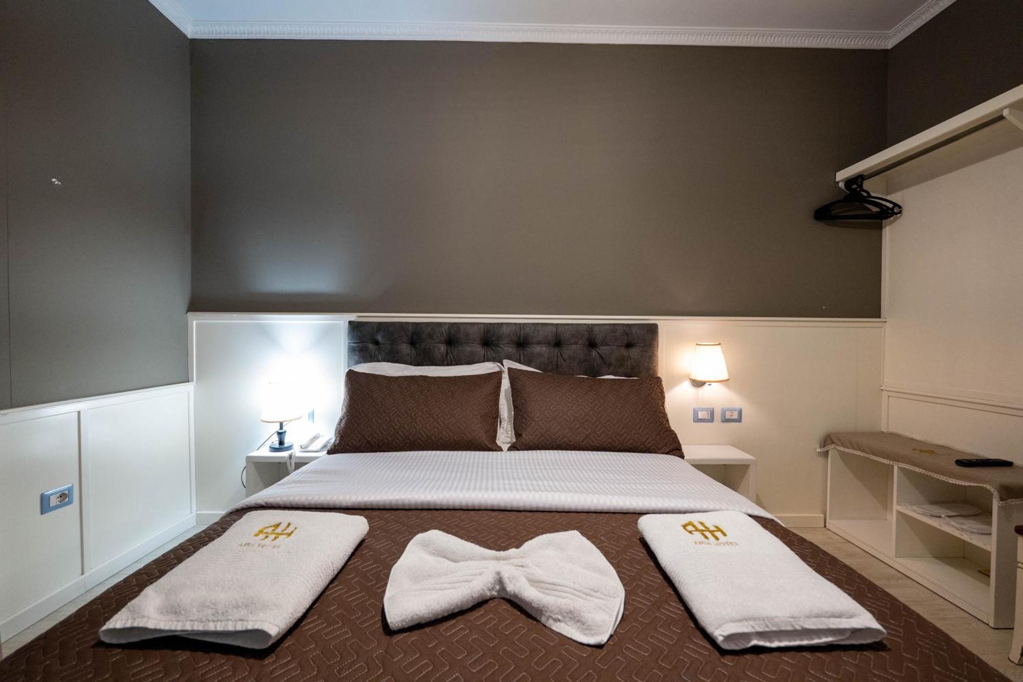 Hotel Aria Tiranë Ngoại thất bức ảnh