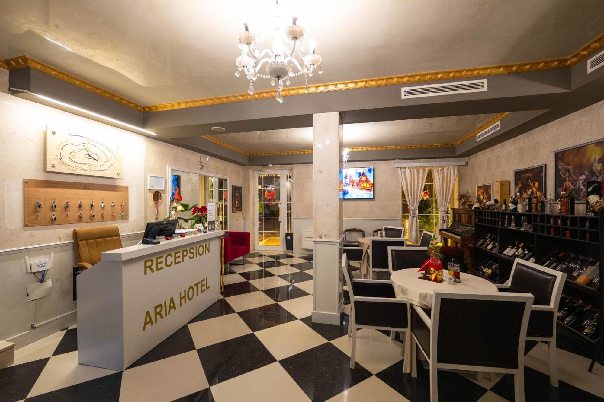 Hotel Aria Tiranë Ngoại thất bức ảnh