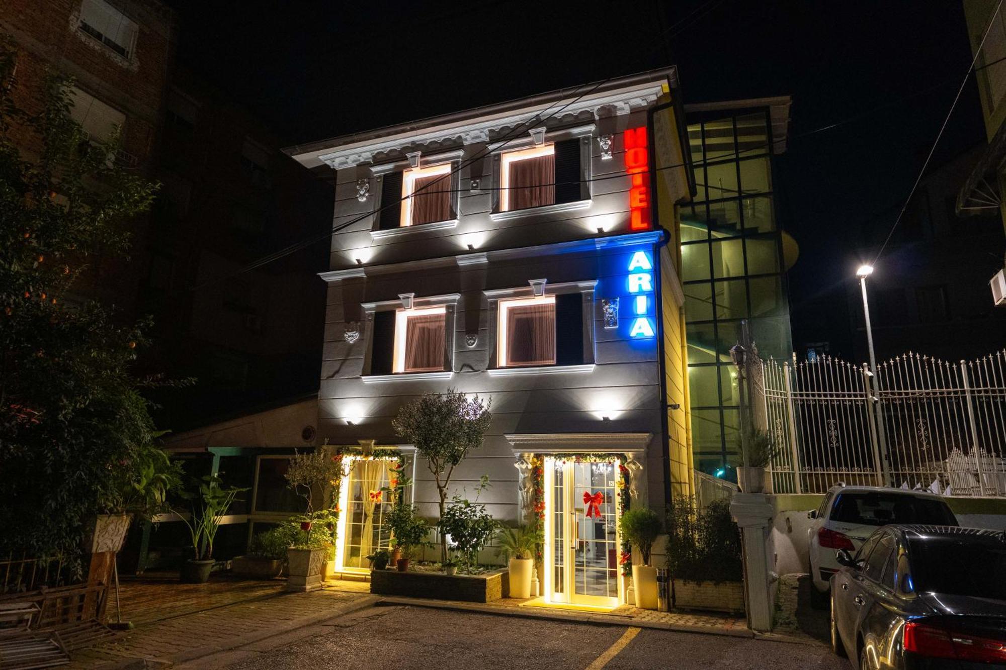 Hotel Aria Tiranë Ngoại thất bức ảnh